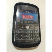 CAPA SILICONE BLACKBERRY 9000 PRETA